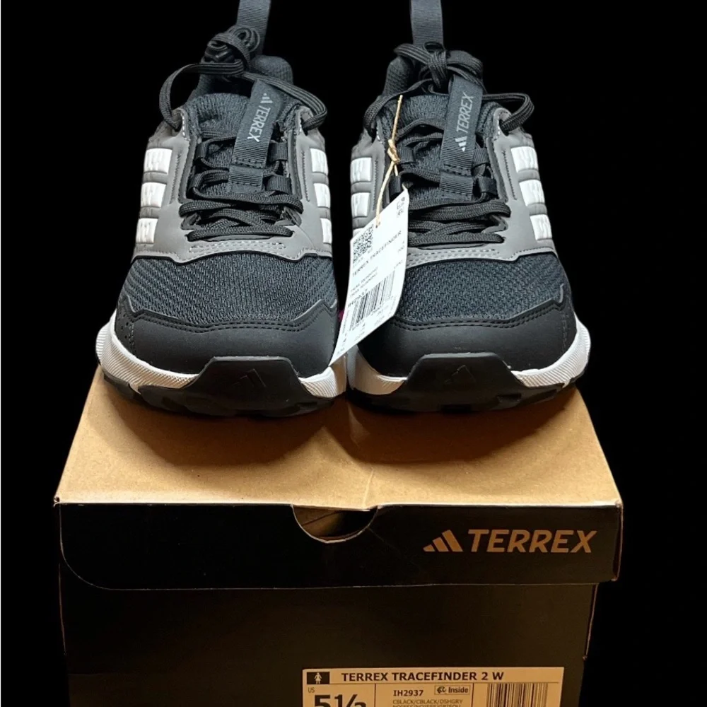 Size 5.5 - Adidas Tracefinder‎ Trail Black Dash Grey W